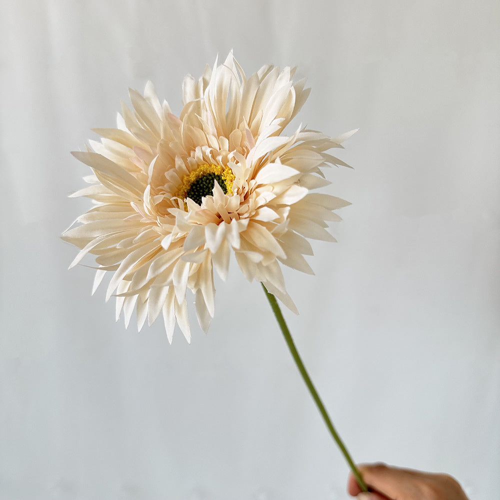 🌼2025 Hot Sale🔥Realistic Artificial Spider Gerbera Daisies Home Decor💐
